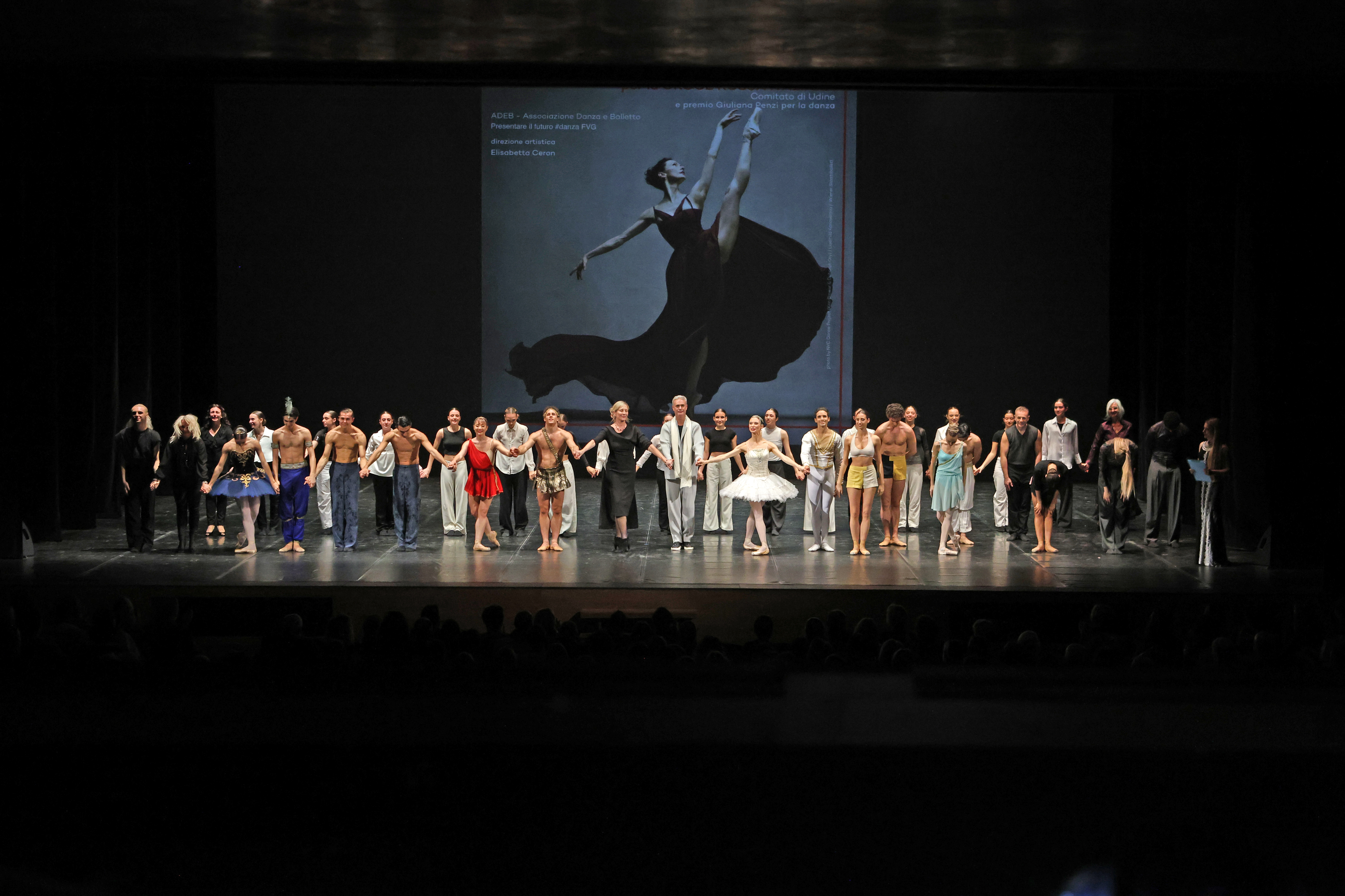 42 GALA INTERNAZIONALE DI DANZA PER LA CRI - Saluti finali